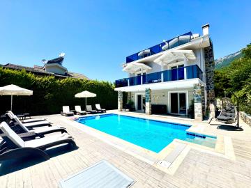 1--Villa-for-sale-in-Ovacik