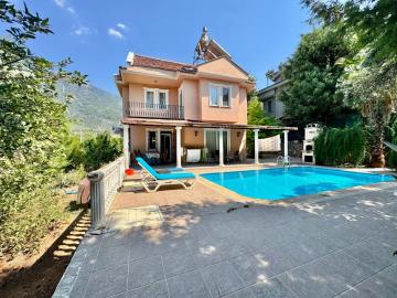 1--Ovacik-villa-for-sale