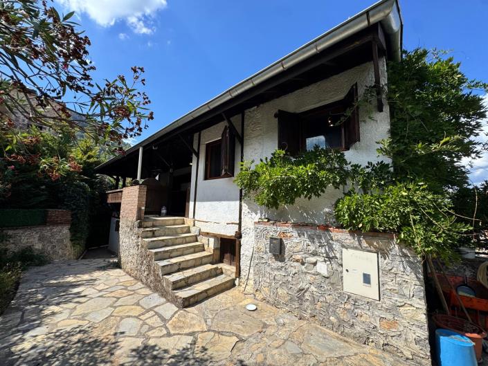 Image No.2-4 Bed Villa for sale
