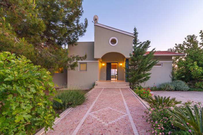 Image No.38-4 Bed Villa for sale