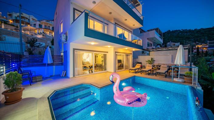 Image No.7-5 Bed Villa for sale