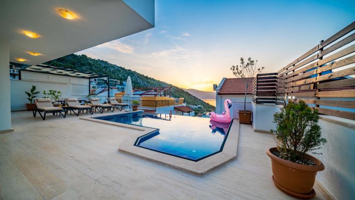 Image No.18-5 Bed Villa for sale