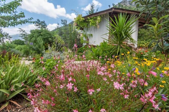 Image No.10-9 Bed Villa for sale