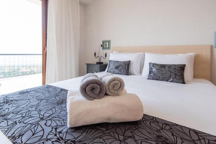 Image No.46-9 Bed Villa for sale