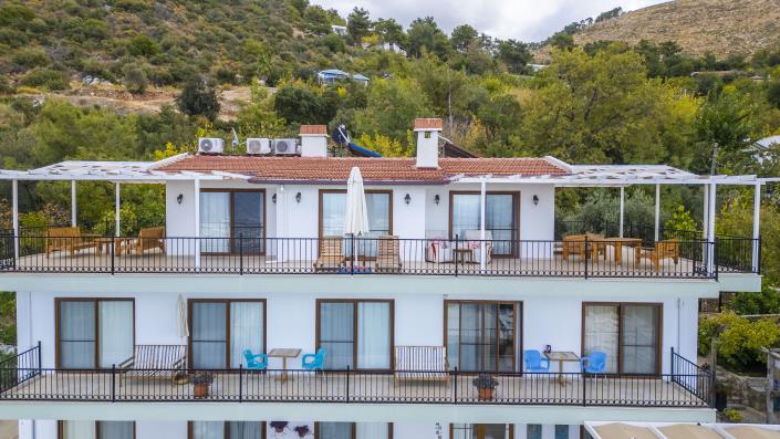 Image No.3-9 Bed Villa for sale