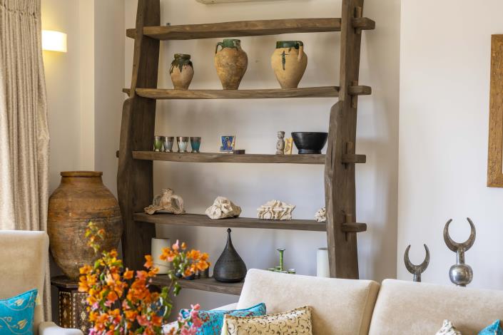 Image No.57-5 Bed Villa for sale