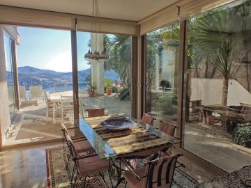 Mainfloor-Dinning-Area
