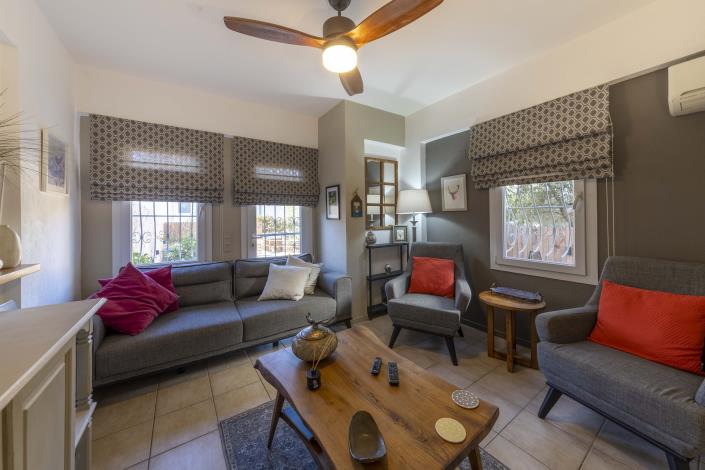 Image No.2-2 Bed Villa for sale