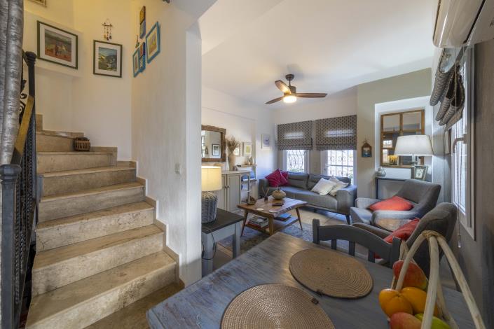 Image No.4-2 Bed Villa for sale