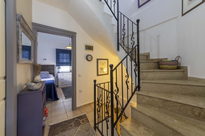 Image No.11-2 Bed Villa for sale