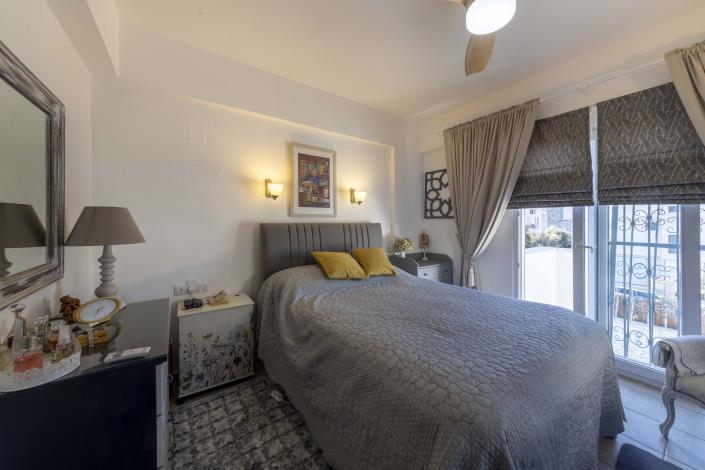 Image No.13-2 Bed Villa for sale