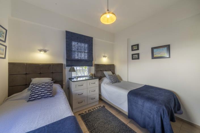 Image No.20-2 Bed Villa for sale