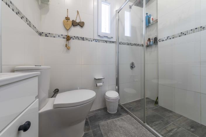 Image No.24-2 Bed Villa for sale