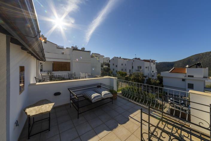 Image No.28-2 Bed Villa for sale