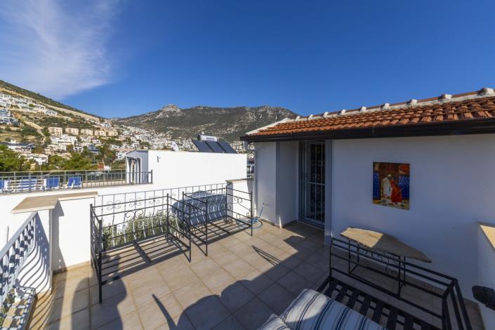 Image No.32-2 Bed Villa for sale