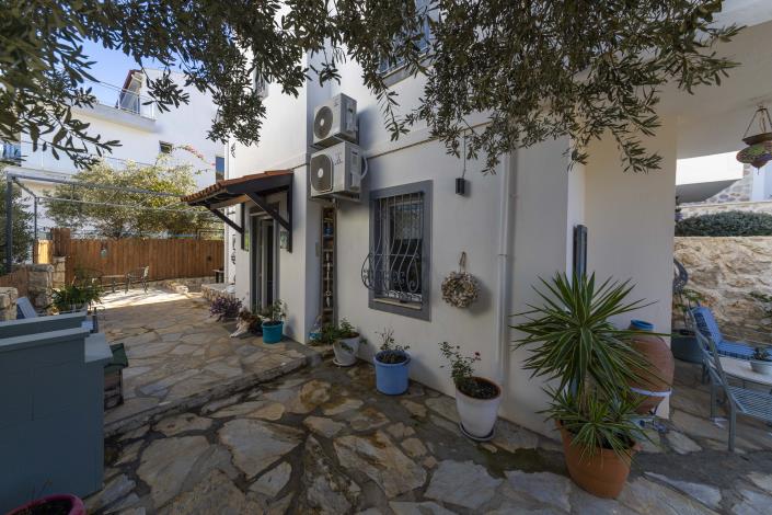 Image No.54-2 Bed Villa for sale