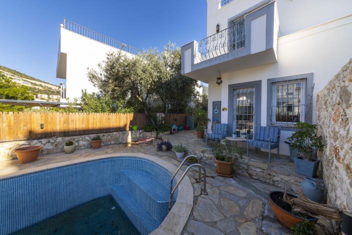 Image No.57-2 Bed Villa for sale