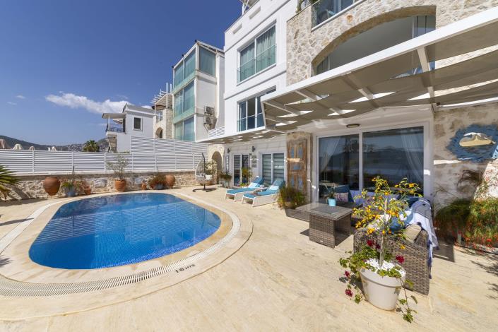 Image No.12-4 Bed Villa for sale