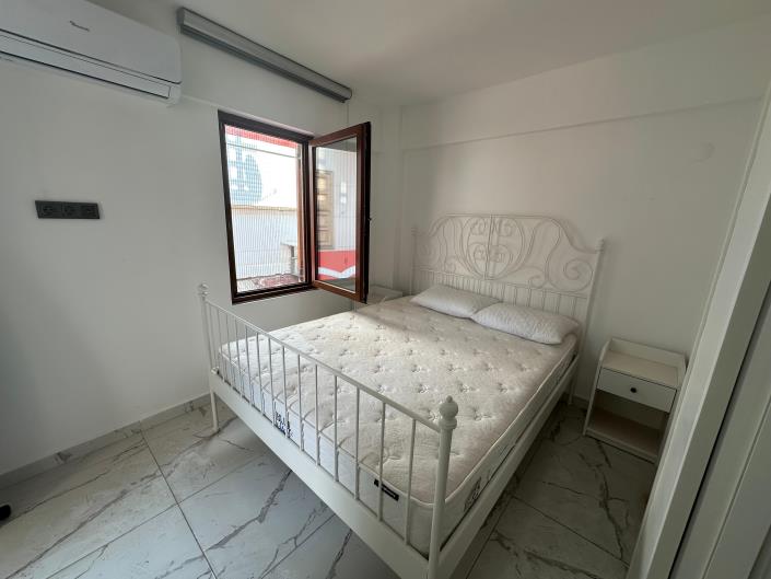 Image No.21-2 Bed Townhouse for sale