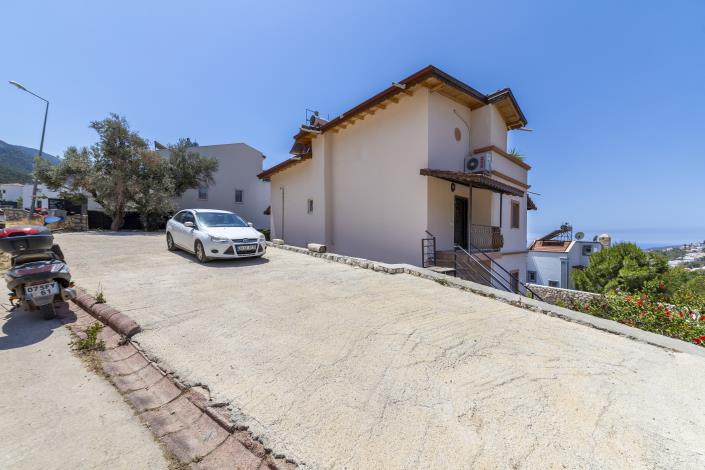 Image No.11-3 Bed Apartment for sale