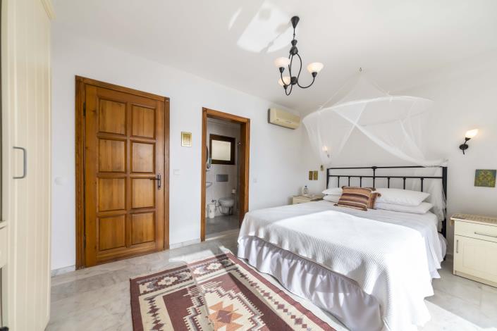 Image No.50-4 Bed Villa for sale