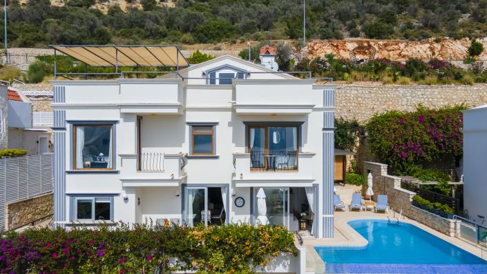 Image No.57-4 Bed Villa for sale