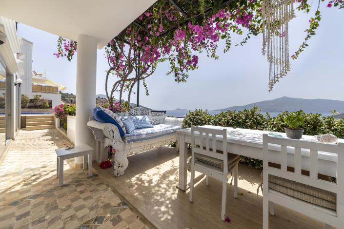 Image No.8-5 Bed Villa for sale