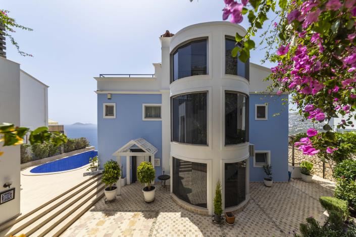 Image No.51-5 Bed Villa for sale