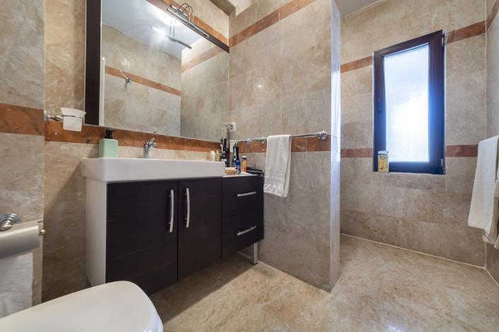 Image No.43-5 Bed Villa for sale