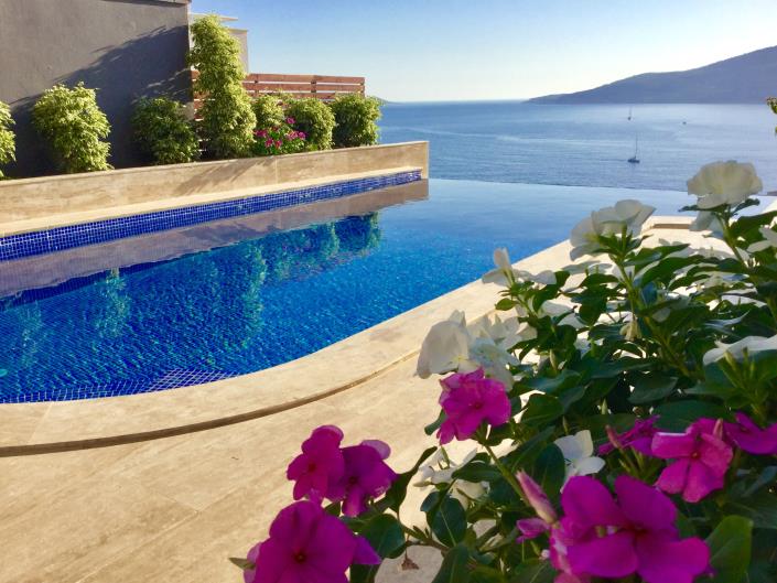 Image No.2-5 Bed Villa for sale