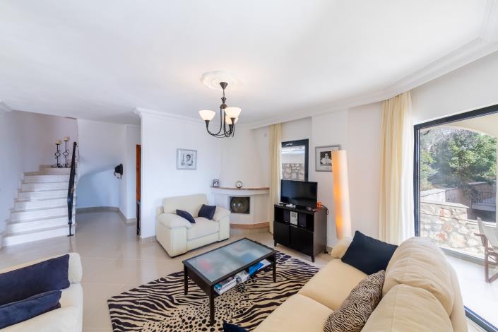 Image No.12-3 Bed Villa for sale