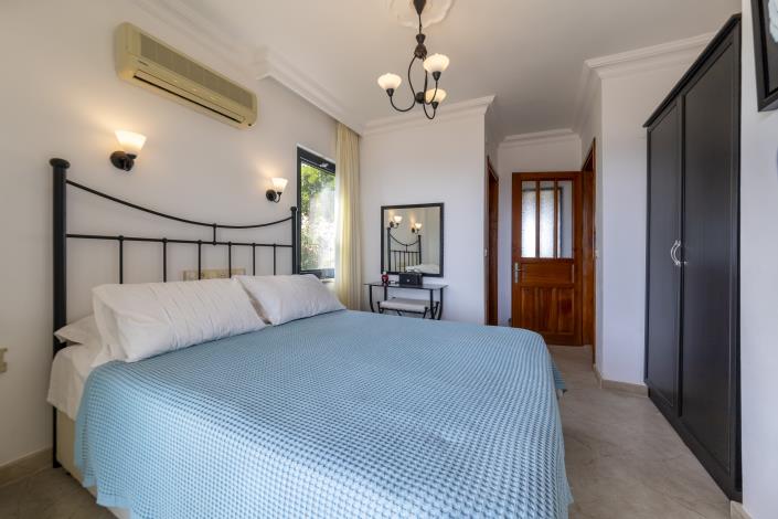 Image No.30-3 Bed Villa for sale