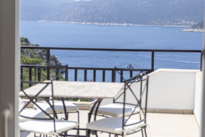 Image No.2-4 Bed Villa for sale