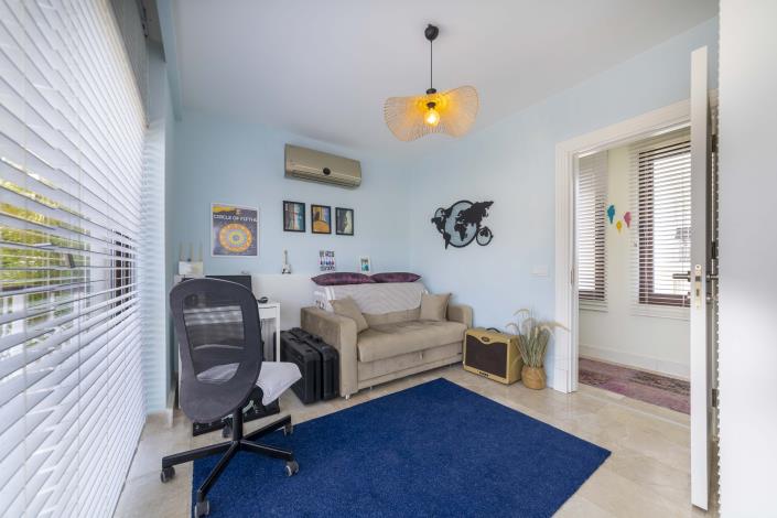 Image No.8-3 Bed Apartment for sale