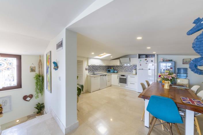 Image No.30-3 Bed Apartment for sale