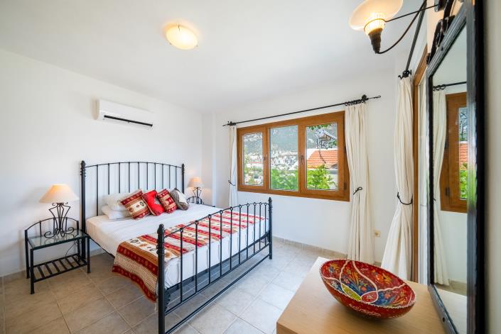 Image No.36-4 Bed Villa for sale