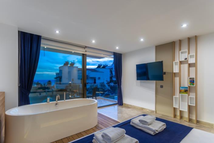 Image No.16-4 Bed Villa for sale