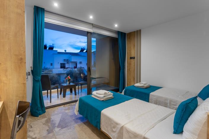 Image No.23-4 Bed Villa for sale