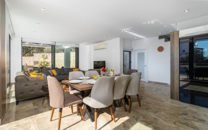 Image No.11-4 Bed Villa for sale