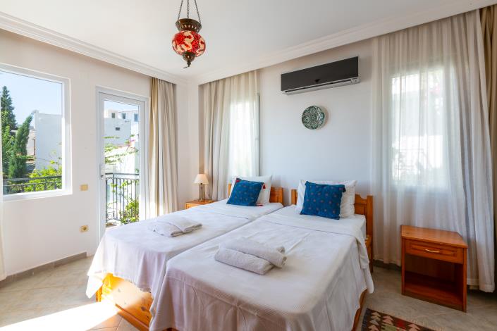 Image No.33-4 Bed Villa for sale