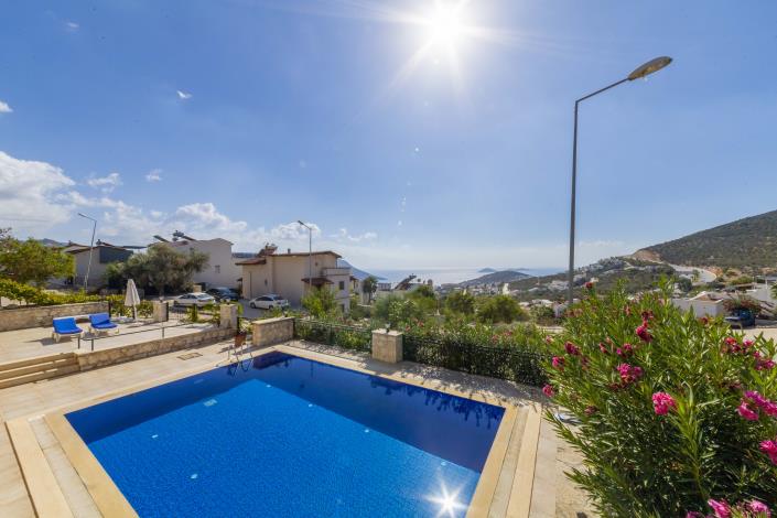 Image No.7-3 Bed Apartment for sale