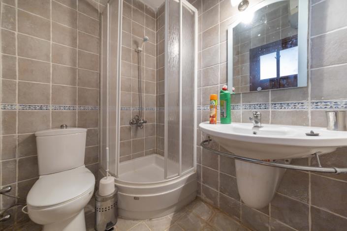 Image No.52-3 Bed Apartment for sale