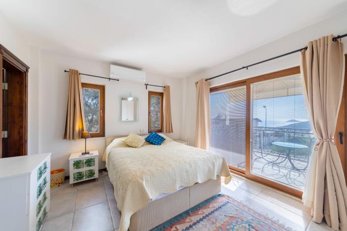 Image No.49-3 Bed Apartment for sale