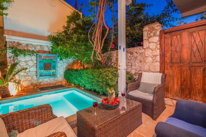 Image No.10-3 Bed Villa for sale