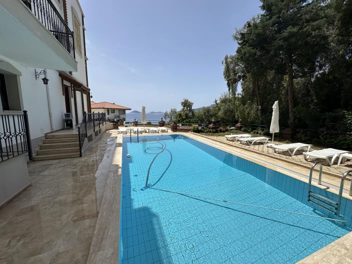 Image No.18-2 Bed Apartment for sale