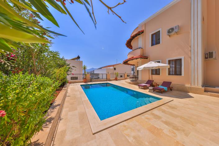 Image No.3-Villa de 2 chambres à vendre à Kalkan