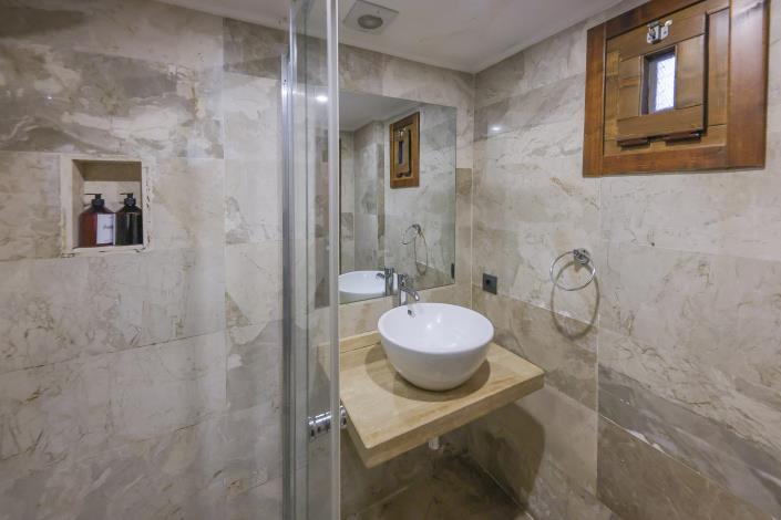 Image No.29-6 Bed Hotel for sale