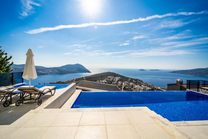 Image No.1-3 Bed Villa for sale