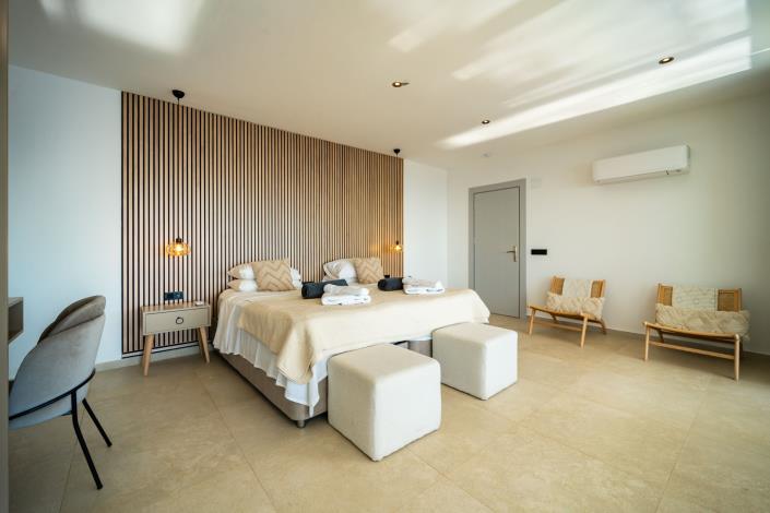 Image No.17-3 Bed Villa for sale