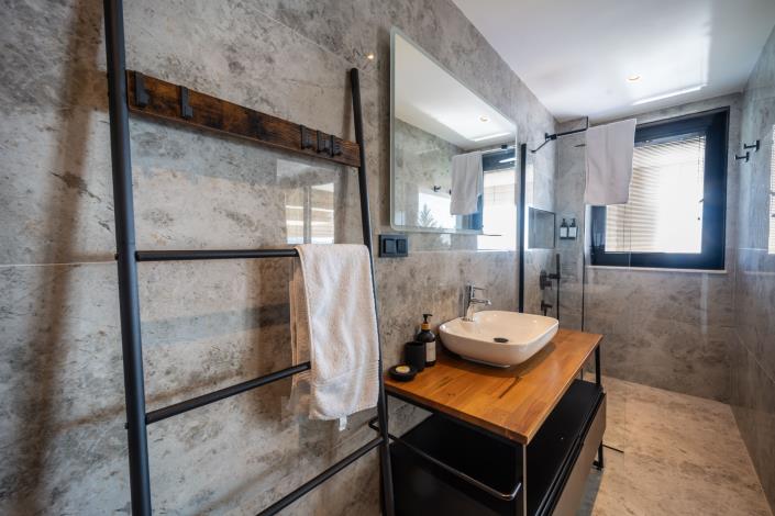 Image No.34-3 Bed Villa for sale